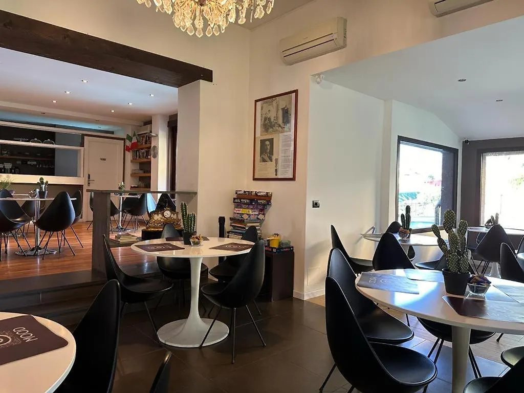 Ottomood B&B And Apartments Tremestieri Etneo Italien