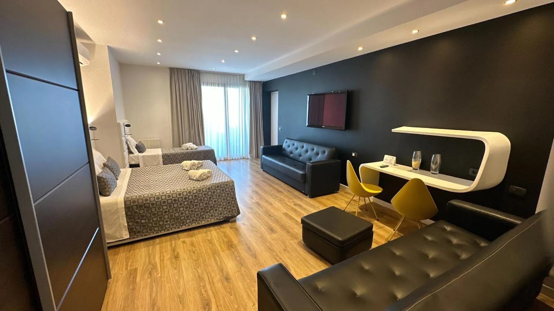 Bed & Breakfast Ottomood B&B And Apartments Tremestieri Etneo