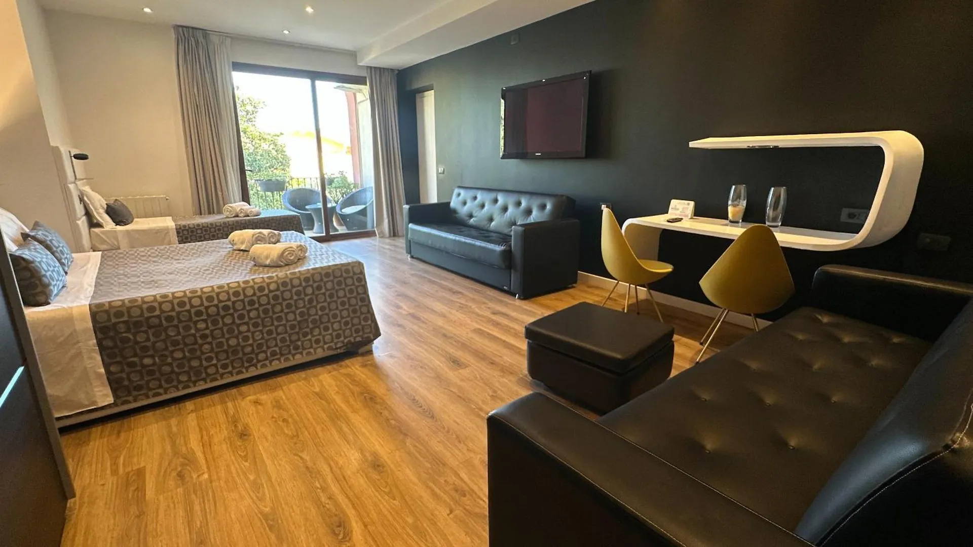 Ottomood B&B And Apartments Tremestieri Etneo 3*,