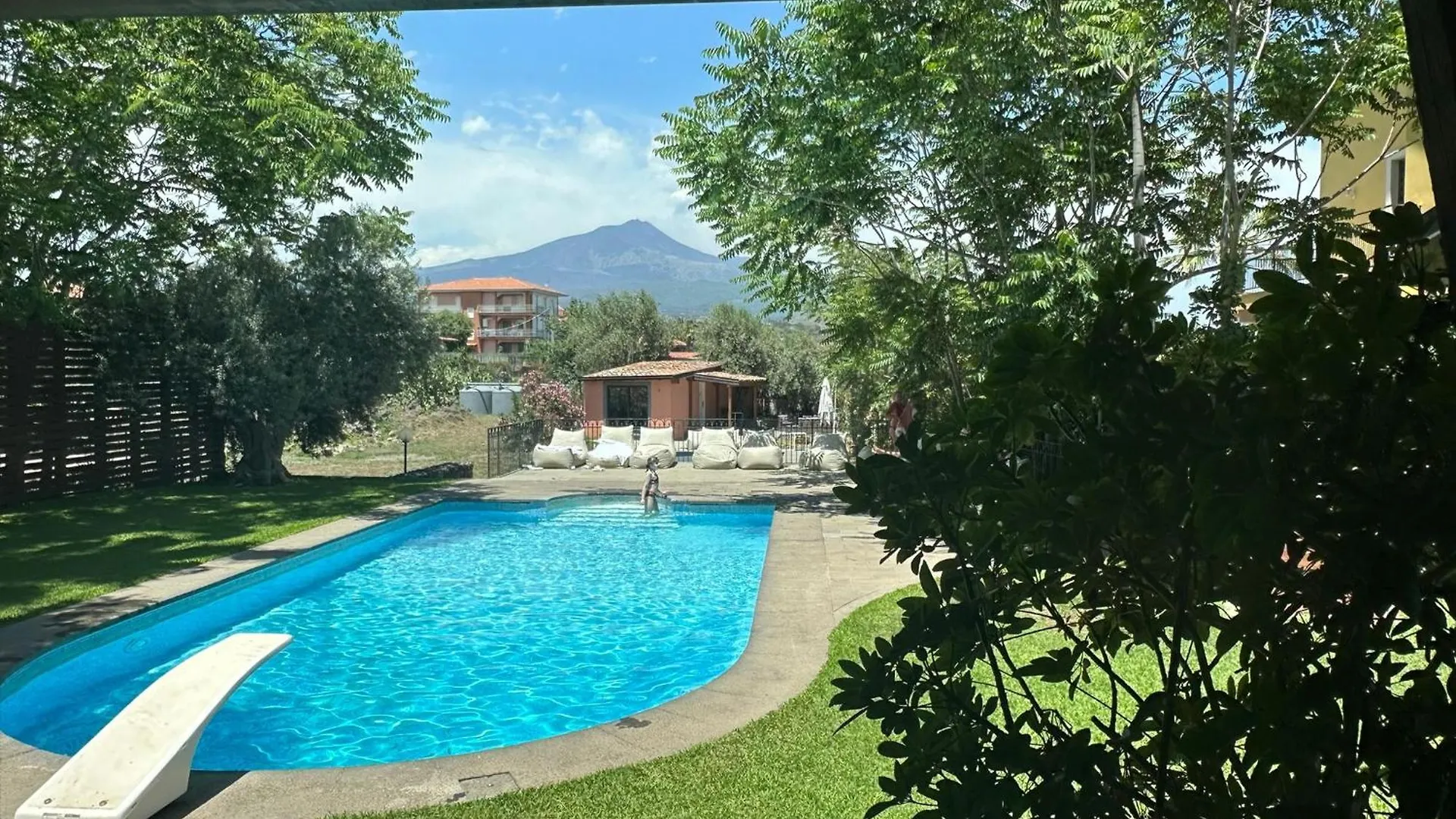 Ottomood B&B And Apartments Tremestieri Etneo