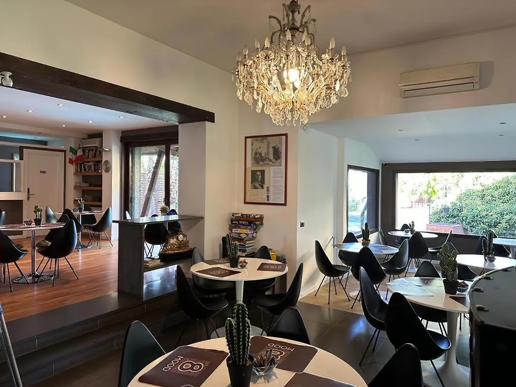 Ottomood B&B And Apartments Tremestieri Etneo Bed and Breakfast