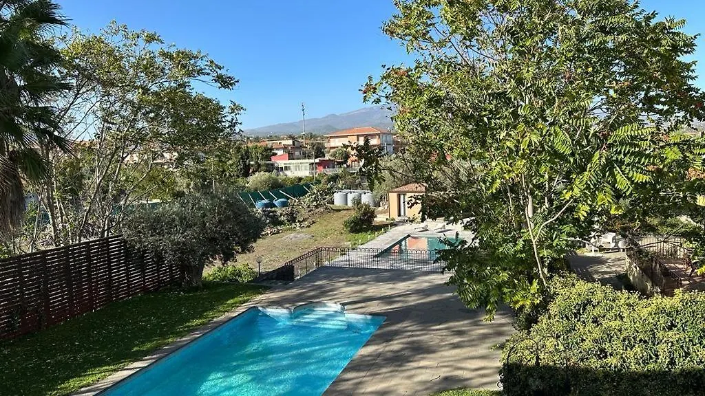 Ottomood B&B And Apartments Tremestieri Etneo