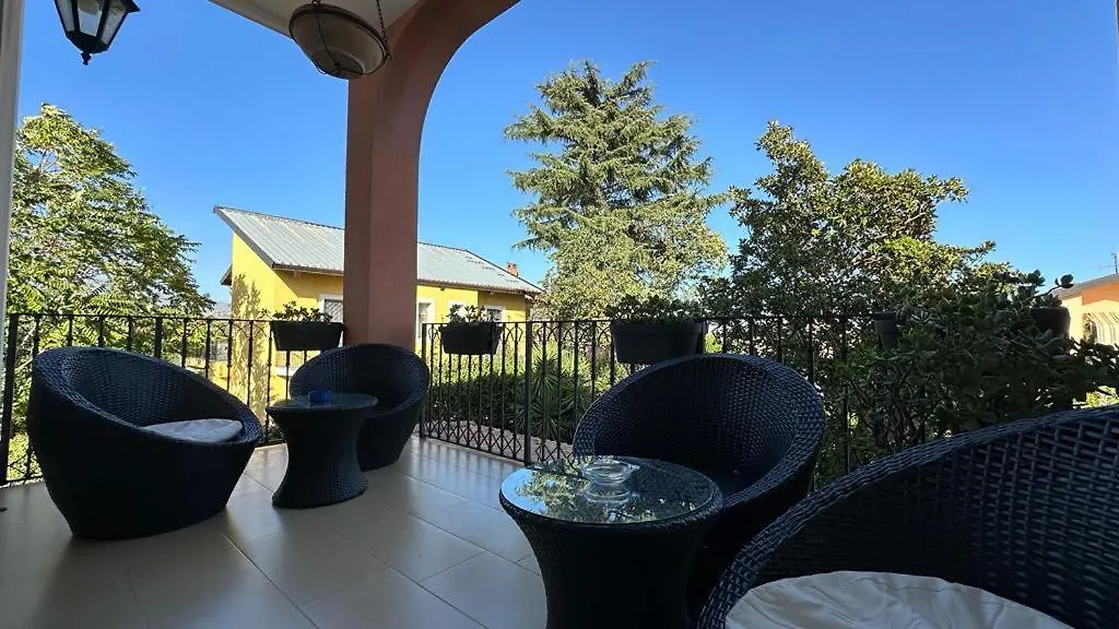 Ottomood B&B And Apartments Tremestieri Etneo