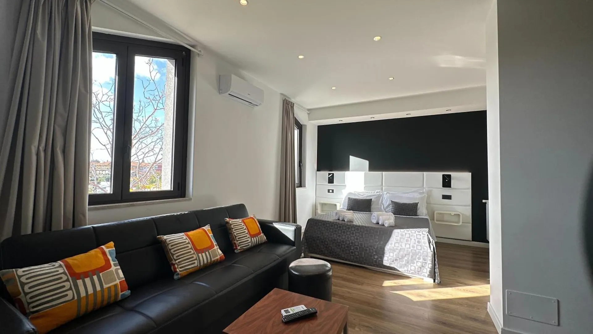 Bed & Breakfast Ottomood B&B And Apartments Tremestieri Etneo